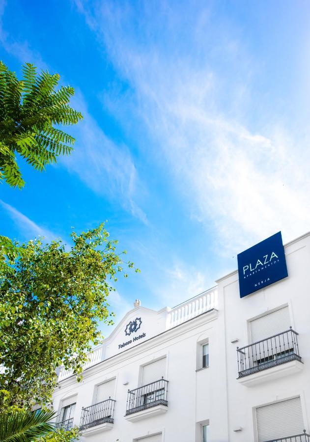 Apartamentos Toboso Plaza Nerja Ngoại thất bức ảnh Plaza Residences